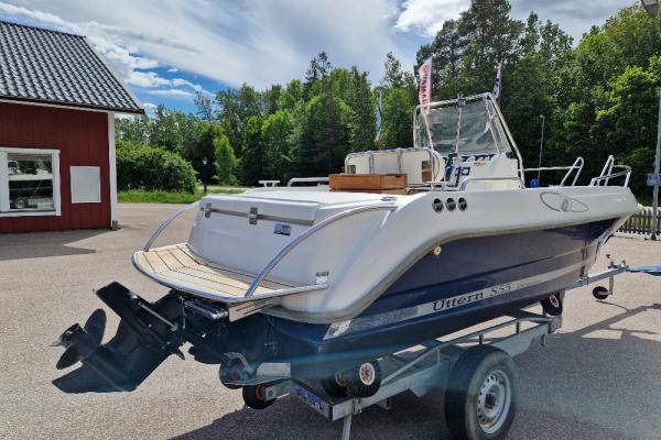 Uttern S55 Exclusive med Mercruiser